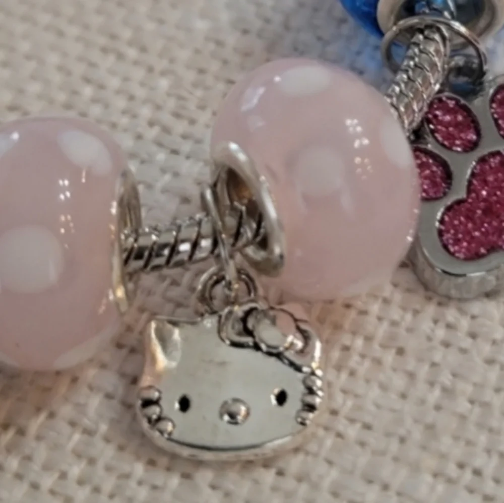 Silver Hello Kitty Charm One For use with Euro style Necklace Bracelet NEW